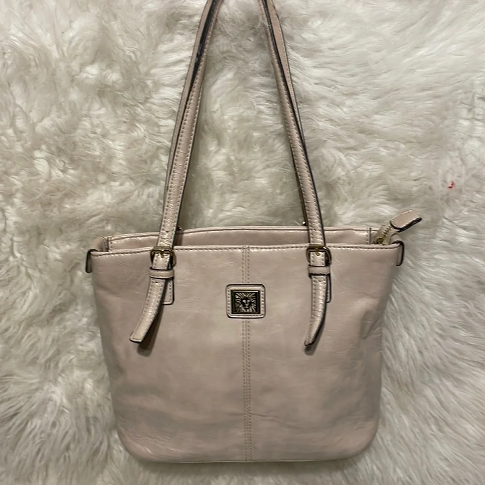 Ann Klein Shoulder Bag